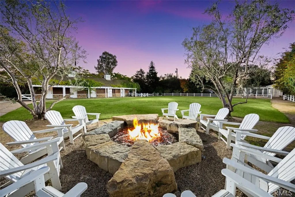 31922 Paseo Monte Vista