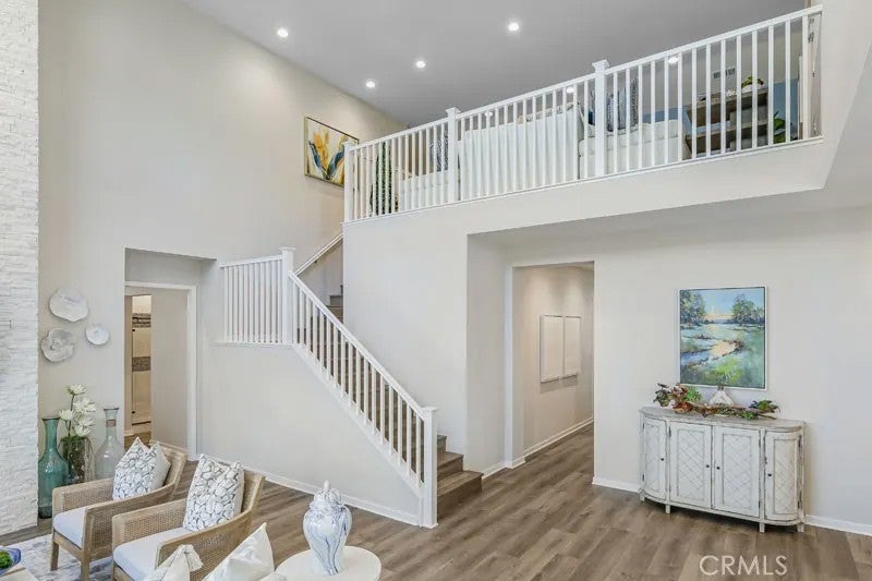 6556 Canyon Oaks Drive