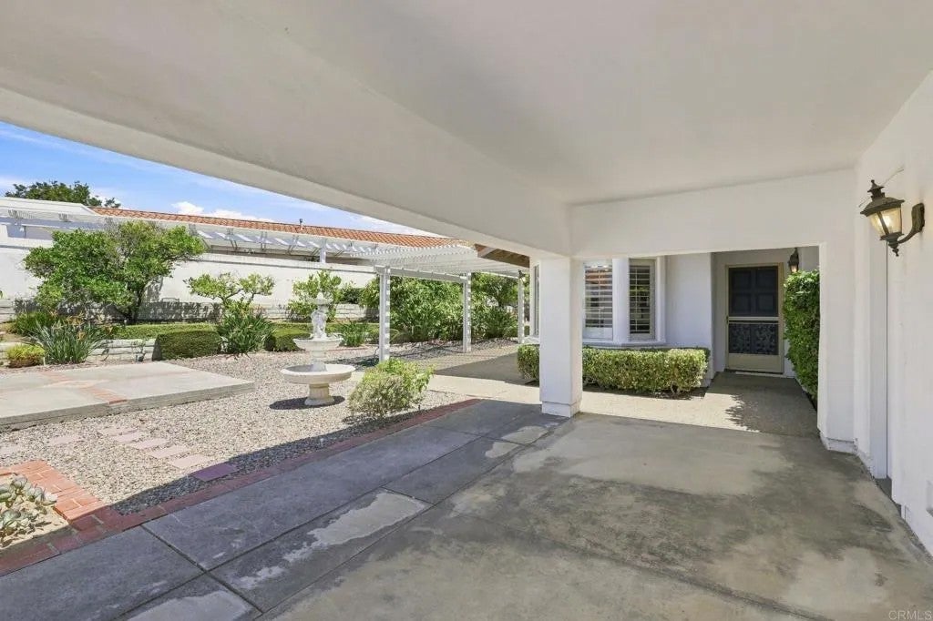 4644 Cordoba Way