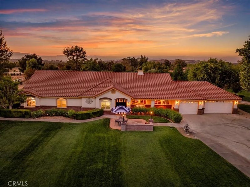 17320 High Country Circle