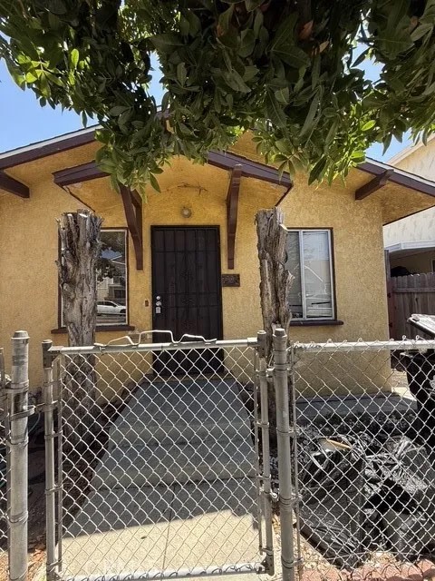 1326 S Cabrillo