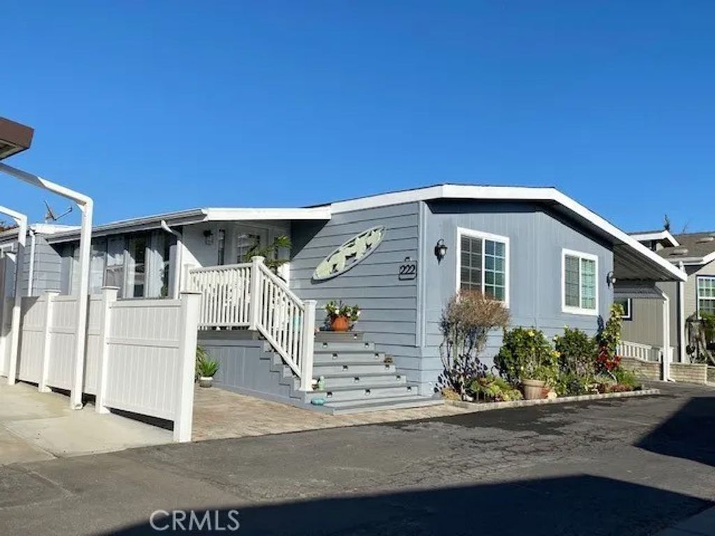 Photo of 2275 W 25th St #222, San Pedro, CA 90732 (MLS # SB26068904)
