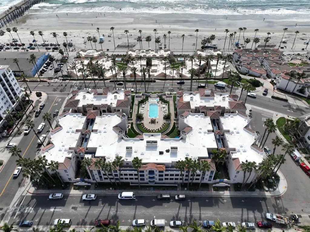 400 N Pacific St 111