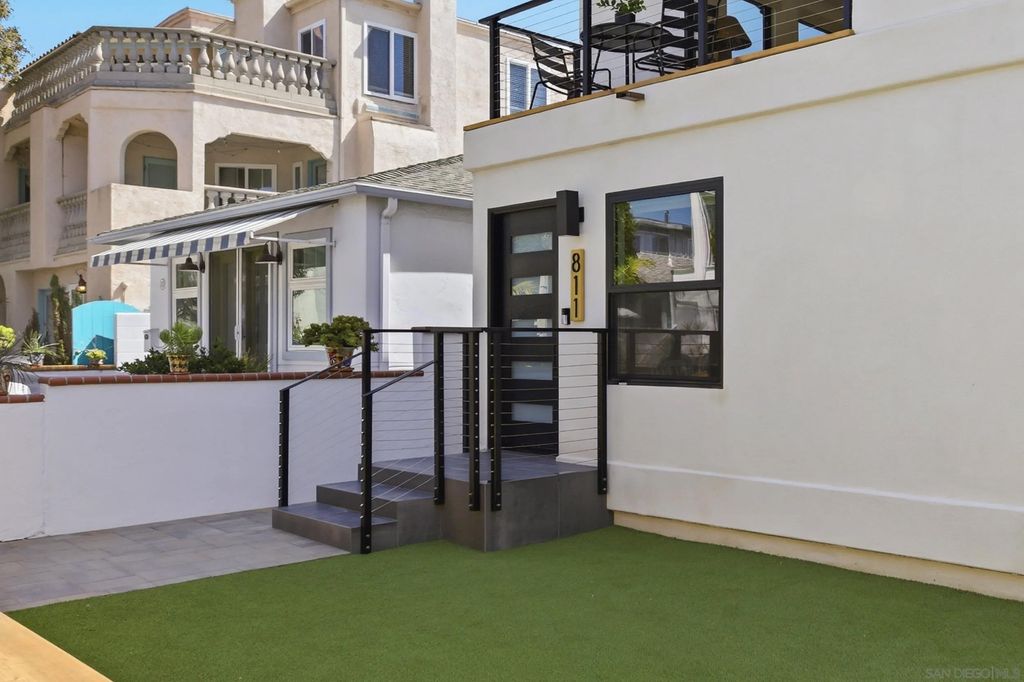 Photo of 811-13 Balboa Ct, San Diego, CA 92109 (MLS # 260006763)