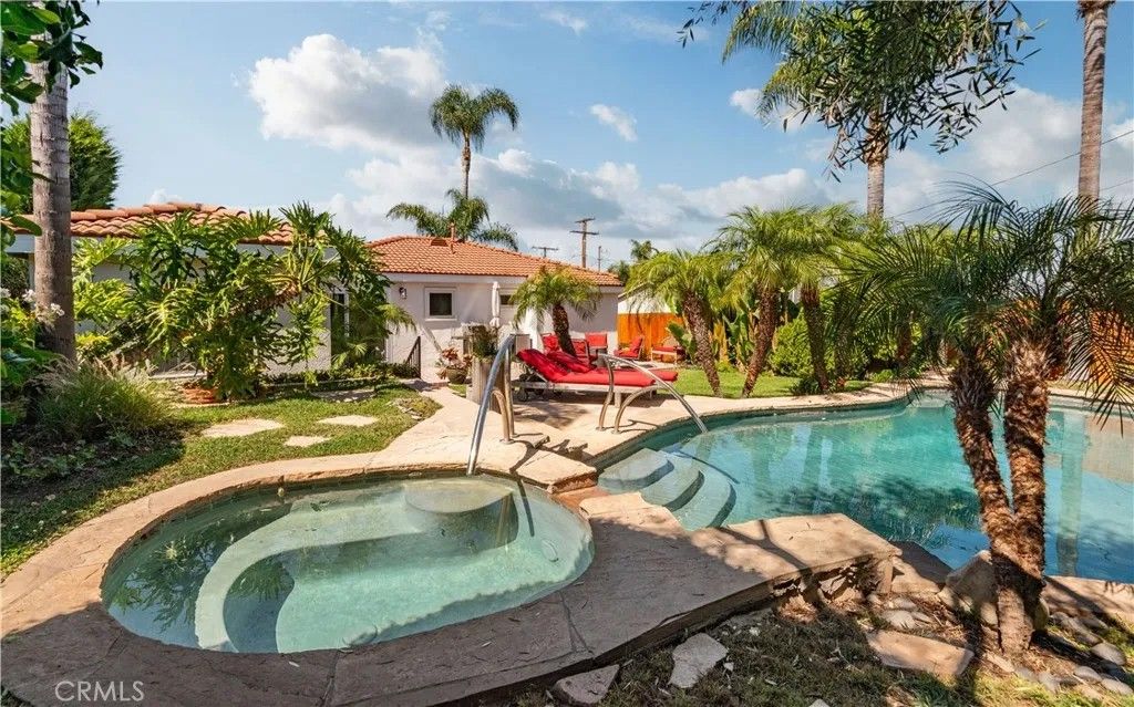 Photo of 1920 Jaybrook Drive, Rancho Palos Verdes, CA 90275 (MLS # SB25267025)