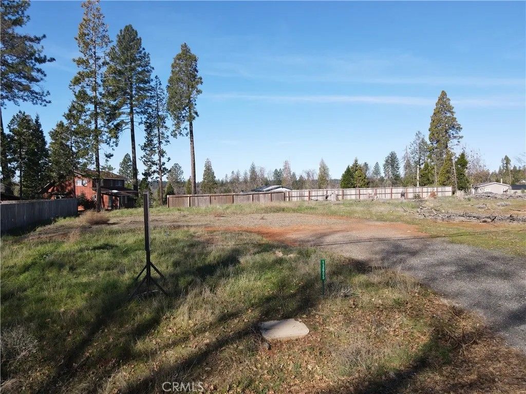 Photo of 13605 S Park Dr, Magalia, CA 95954 (MLS # SN26025955)