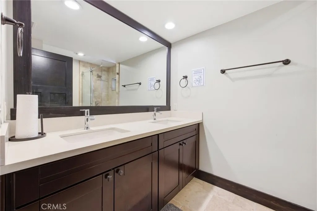 5237 Topanga Canyon