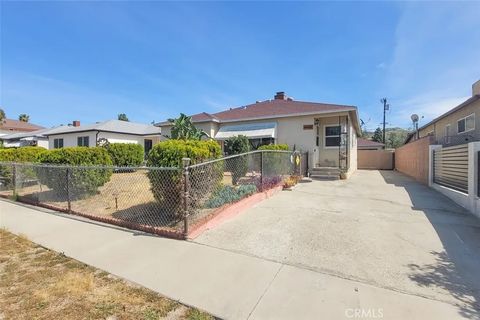 Photo of 8522 Terhune Ave, Sun Valley, CA 91352 (MLS # GD26035577)