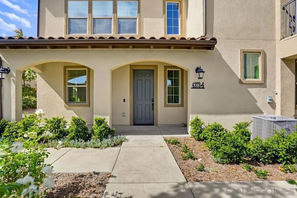 Photo of 4373 Pacifica Way #6, Oceanside, CA 92056 (MLS # 260010018)
