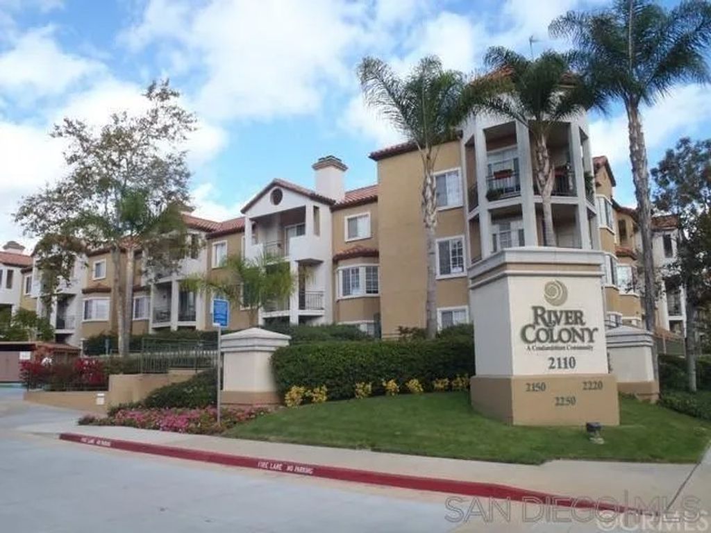 Photo of 2250 Camino De La Reina #311, San Diego, CA 92108 (MLS # 260004364)