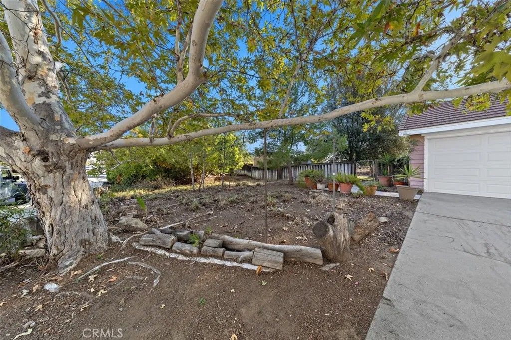 Photo of 32858 Alderbrook Road, Wildomar, CA 92595 (MLS # SW25246399)