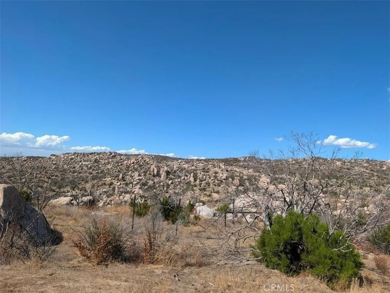 52080 Tule Peak
