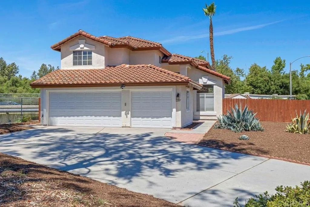 Photo of 2257 Brookwood Court, Escondido, CA 92026 (MLS # NDP2601009)