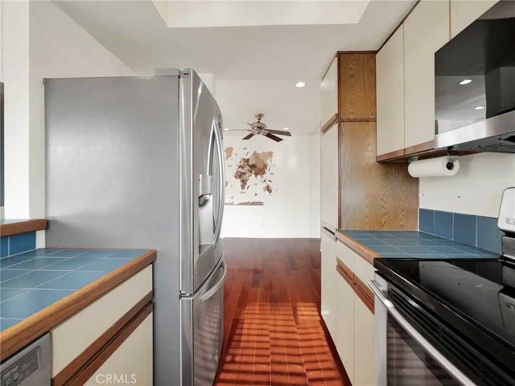 5000 S Centinela 337