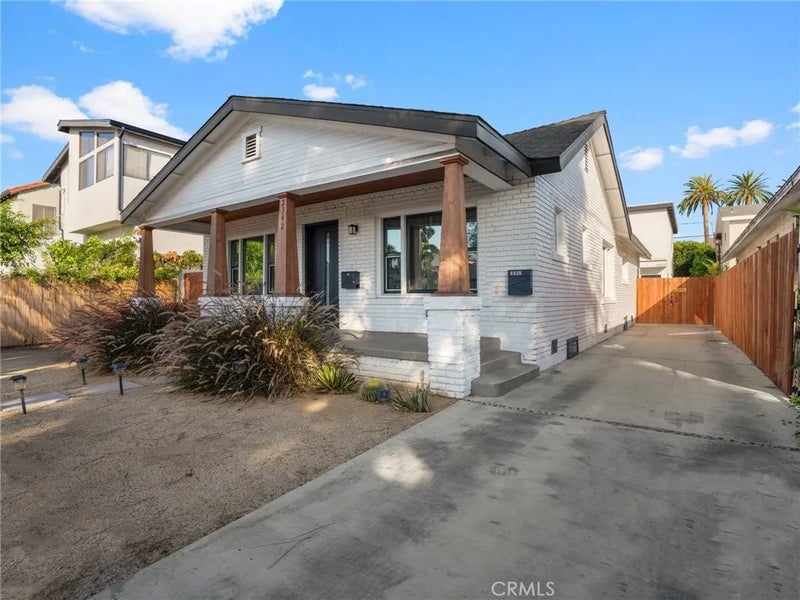 2342 S Cochran