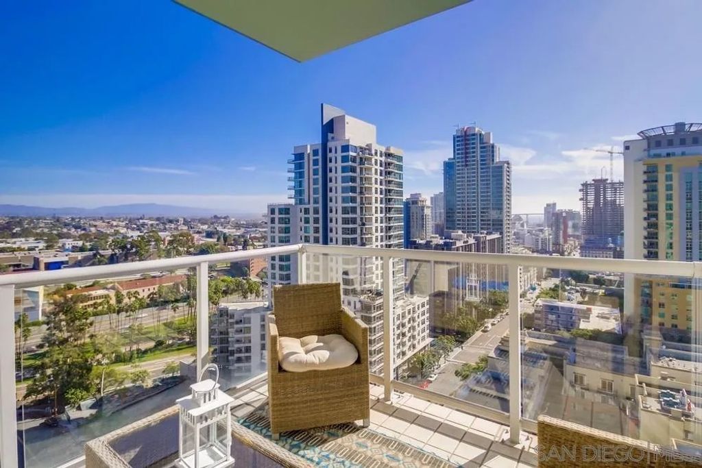 Photo of 850 Beech St #1603, San Diego, CA 92101 (MLS # 260005999)