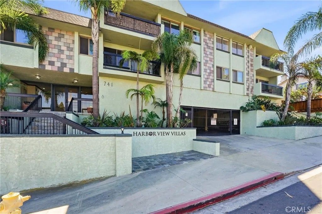 Photo of 741 W 24th St #2, San Pedro, CA 90731 (MLS # DW26060757)