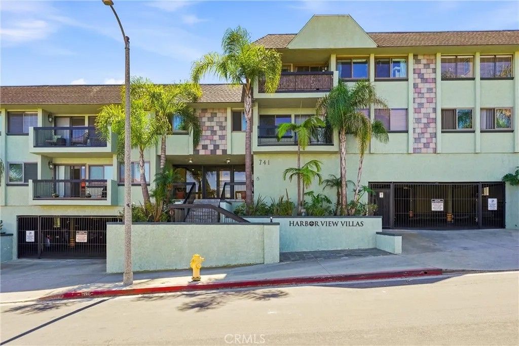 Photo of 741 W 24th St #2, San Pedro, CA 90731 (MLS # DW26060757)