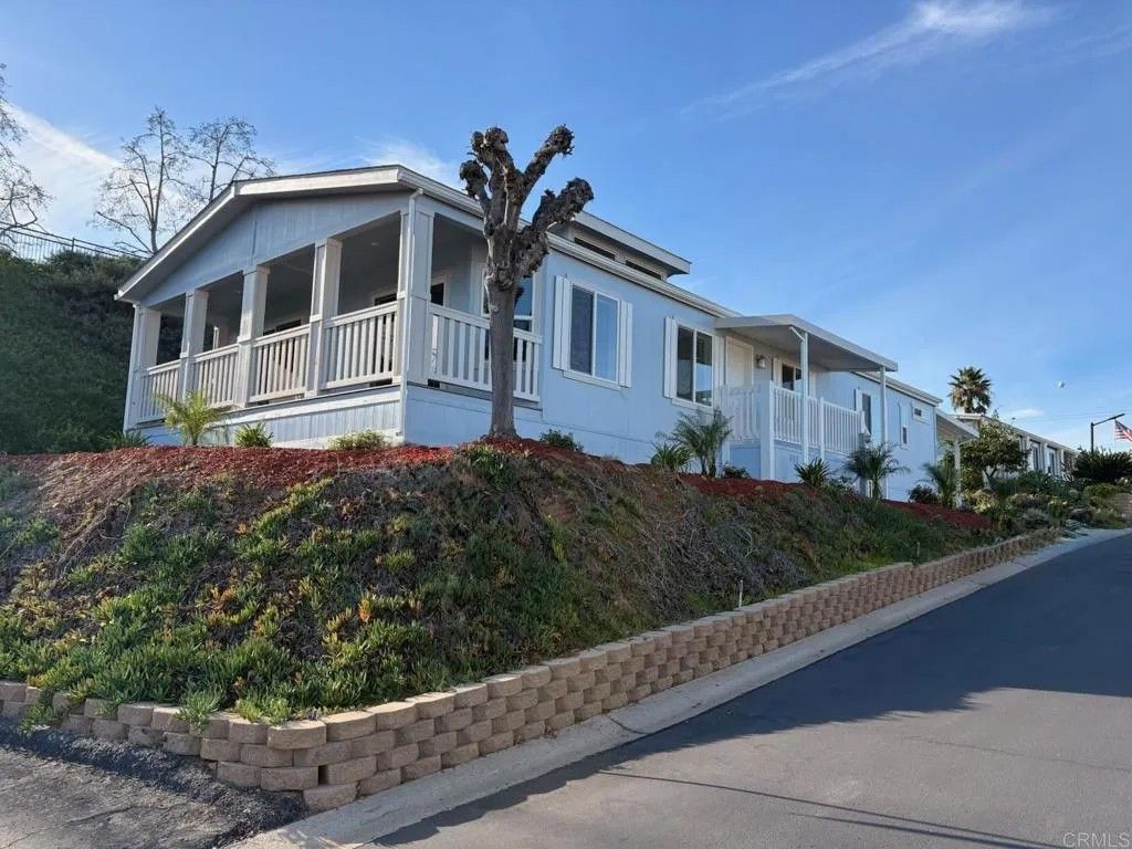 Photo of 525 W El Norte Parkway #348, Escondido, CA 92026 (MLS # NDP2601855)