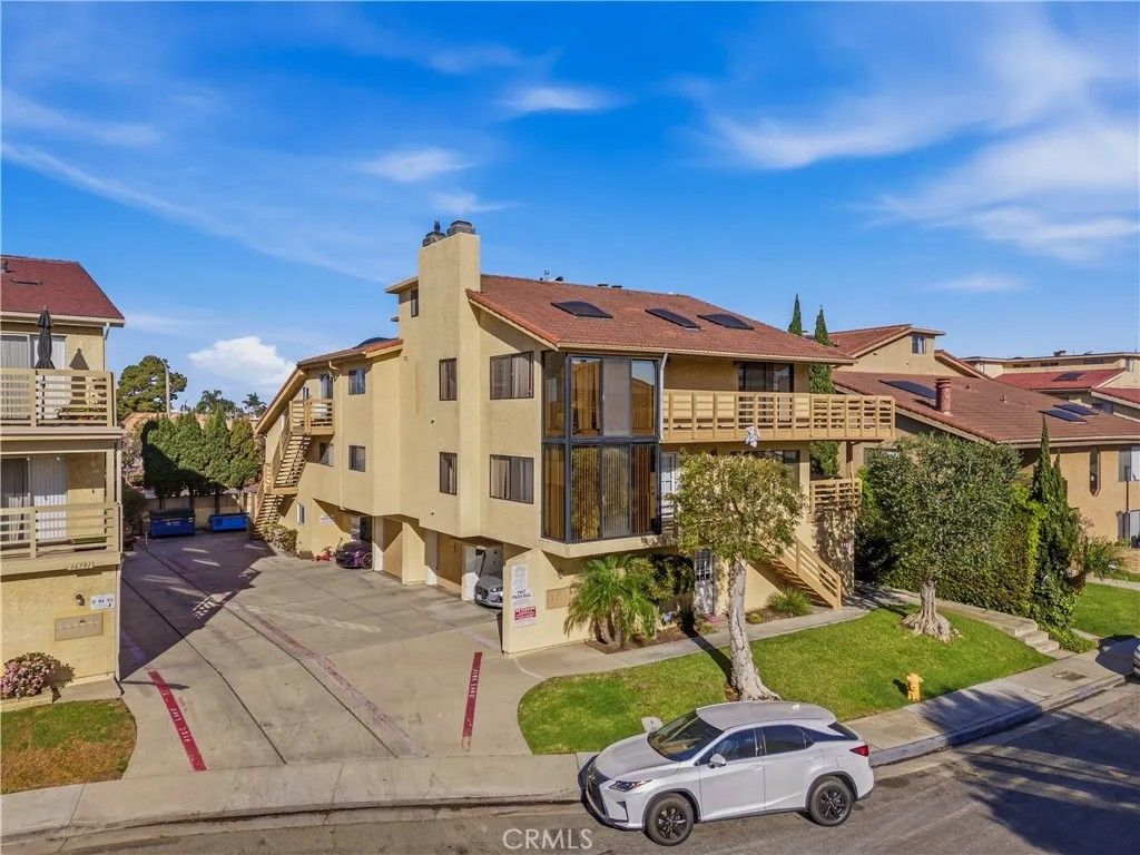 Photo of 16771 Moody Cir, Huntington Beach, CA 92649 (MLS # PW26059289)