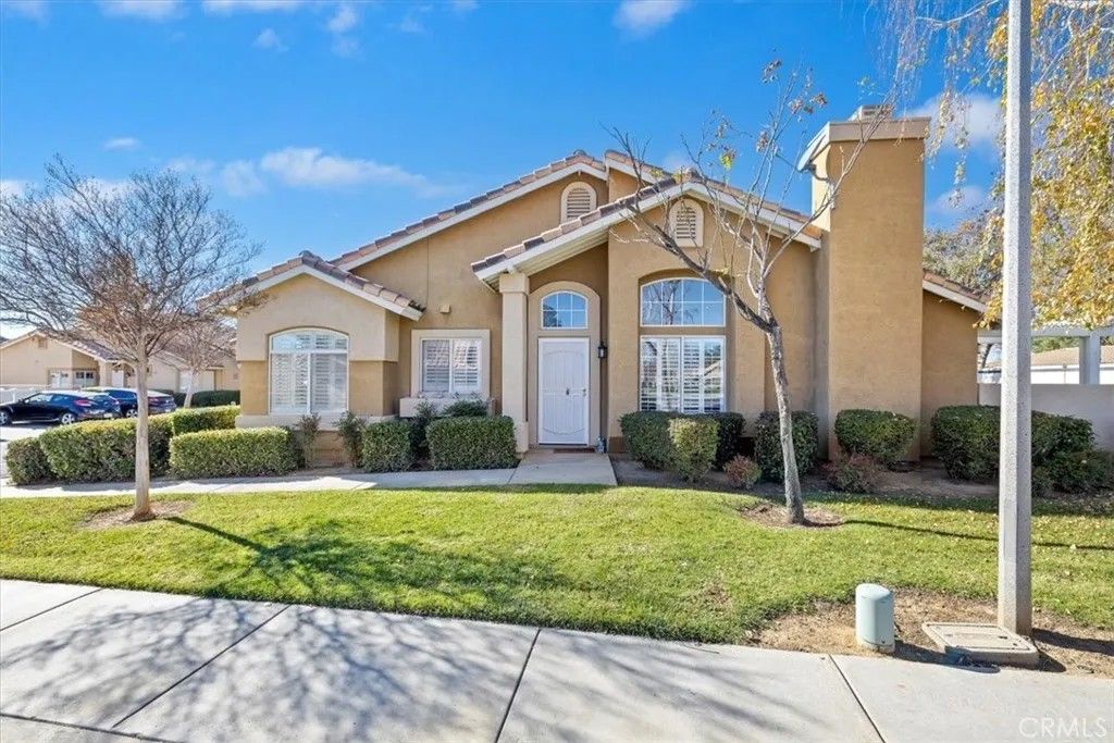 Photo of 5509 Rodriguez Ave, Banning, CA 92220 (MLS # CV25262249)