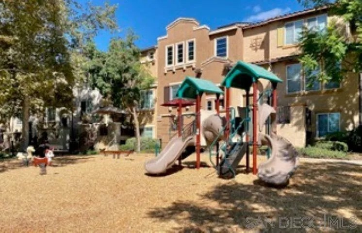 9965 Watergum Trail