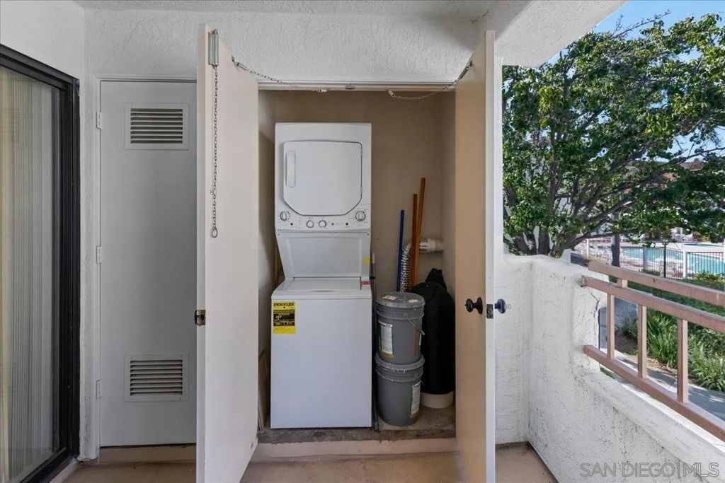 Photo of 13330 Caminito Ciera #22, San Diego, CA 92129 (MLS # 250042977)