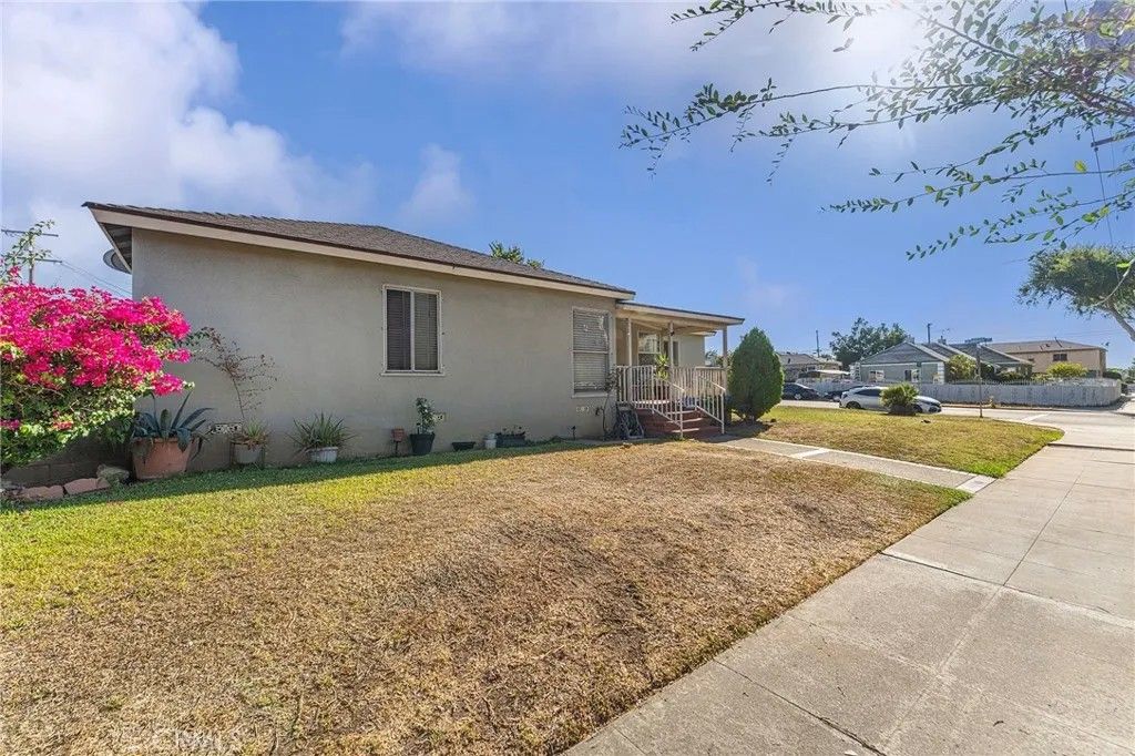 Photo of 3613 Via Campo, Montebello, CA 90640 (MLS # WS26087807)