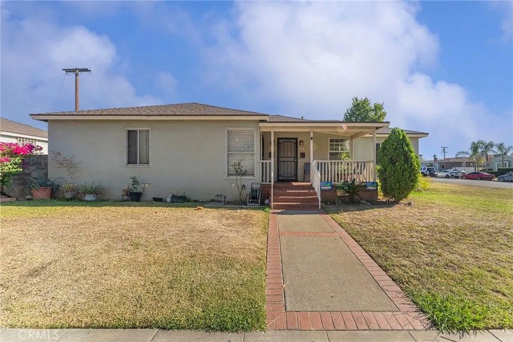 Photo of 3613 Via Campo, Montebello, CA 90640 (MLS # WS26087807)