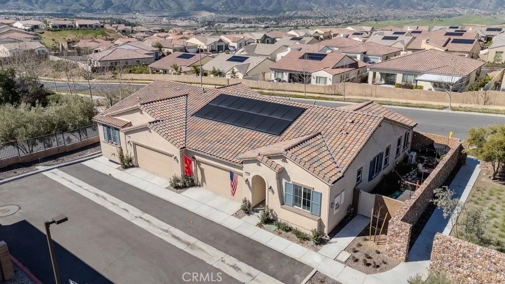 Photo of 24123 E Beacon Court, Corona, CA 92883 (MLS # IG26039404)