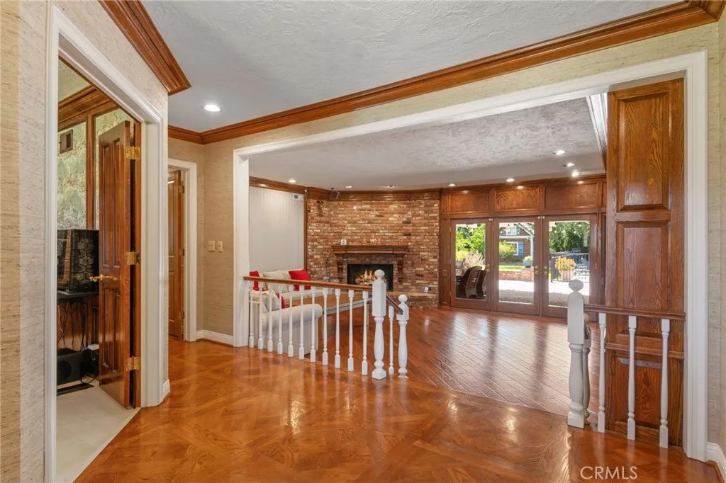3249 N Rancho La Carlota