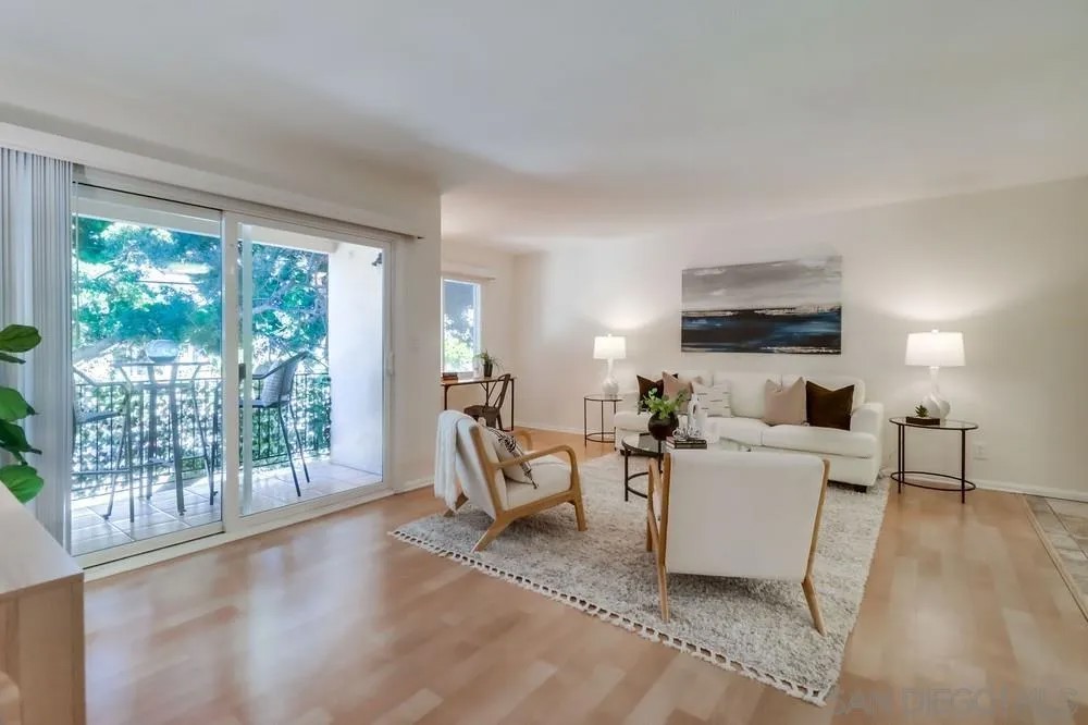2244 2nd Ave 25
