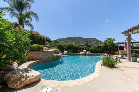 8866 Bridle Run, Alpine, CA 91901 - #: PTP2504016