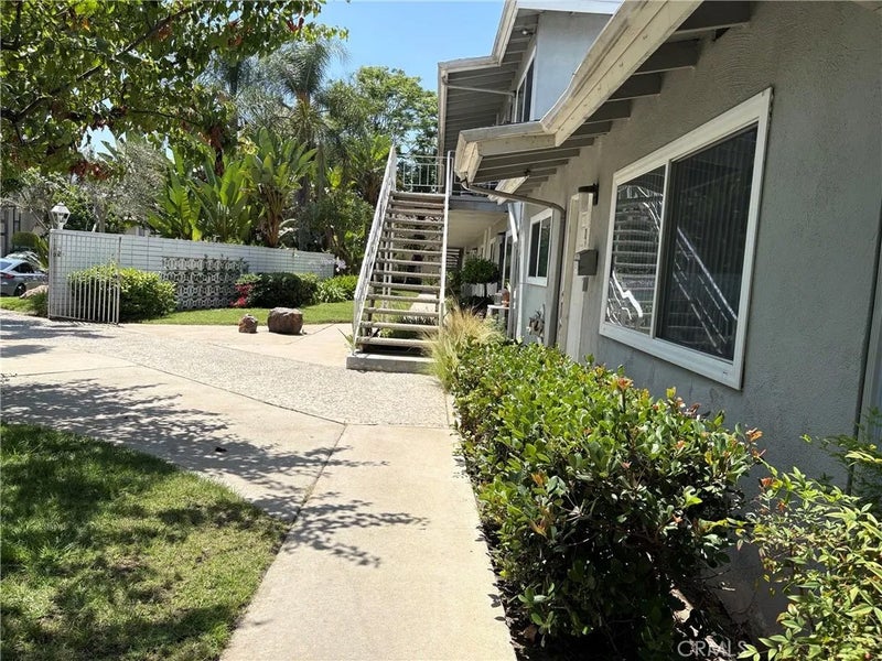 445 W Front Street