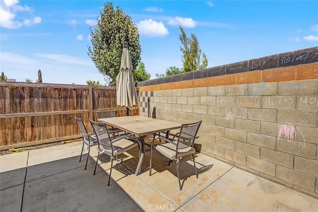 3309 Twin Knolls
