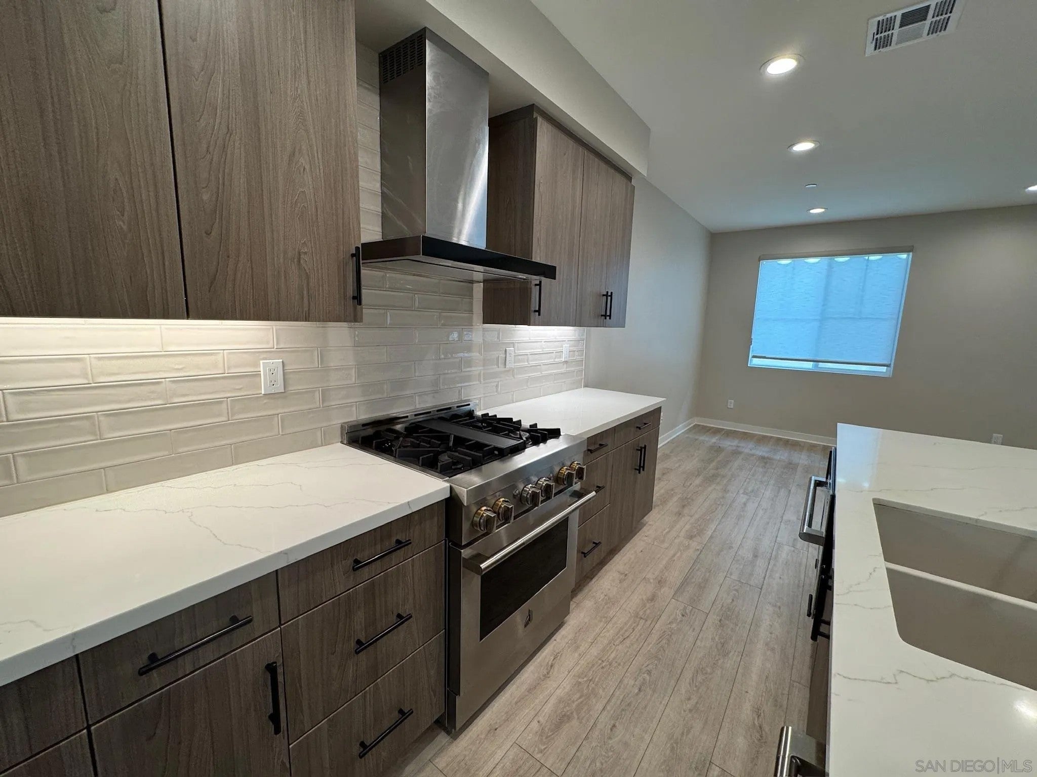 13122 Lumen Way