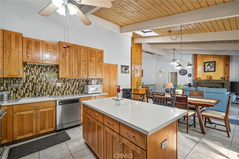 10468 Alta Loma