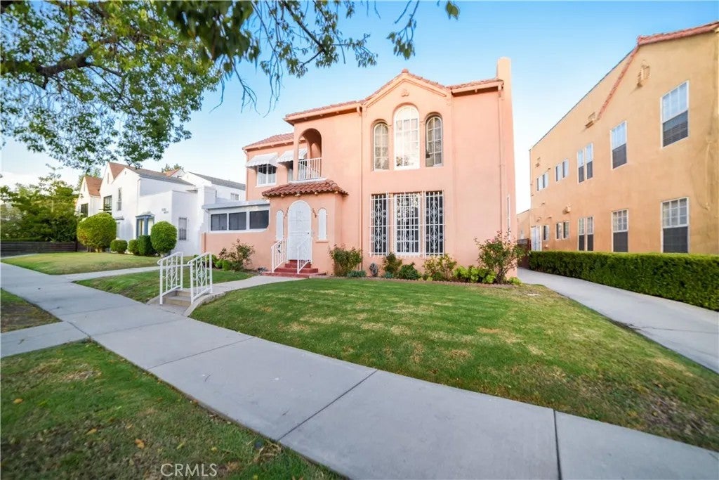 1036-S Citrus Avenue