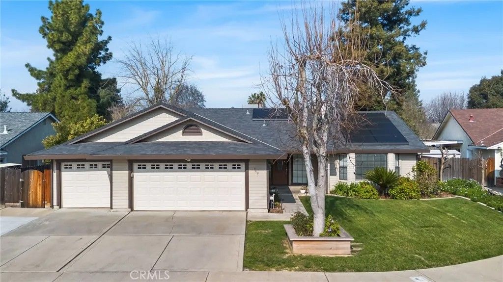 Photo of 869 Redlands Court, Merced, CA 95348 (MLS # MC26015905)