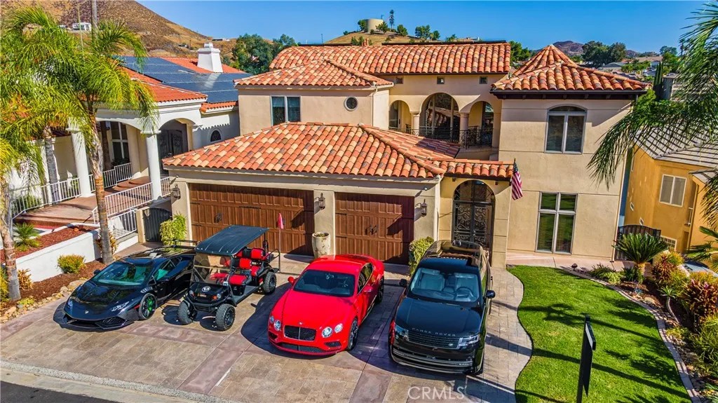 22166 W San Joaquin Drive West