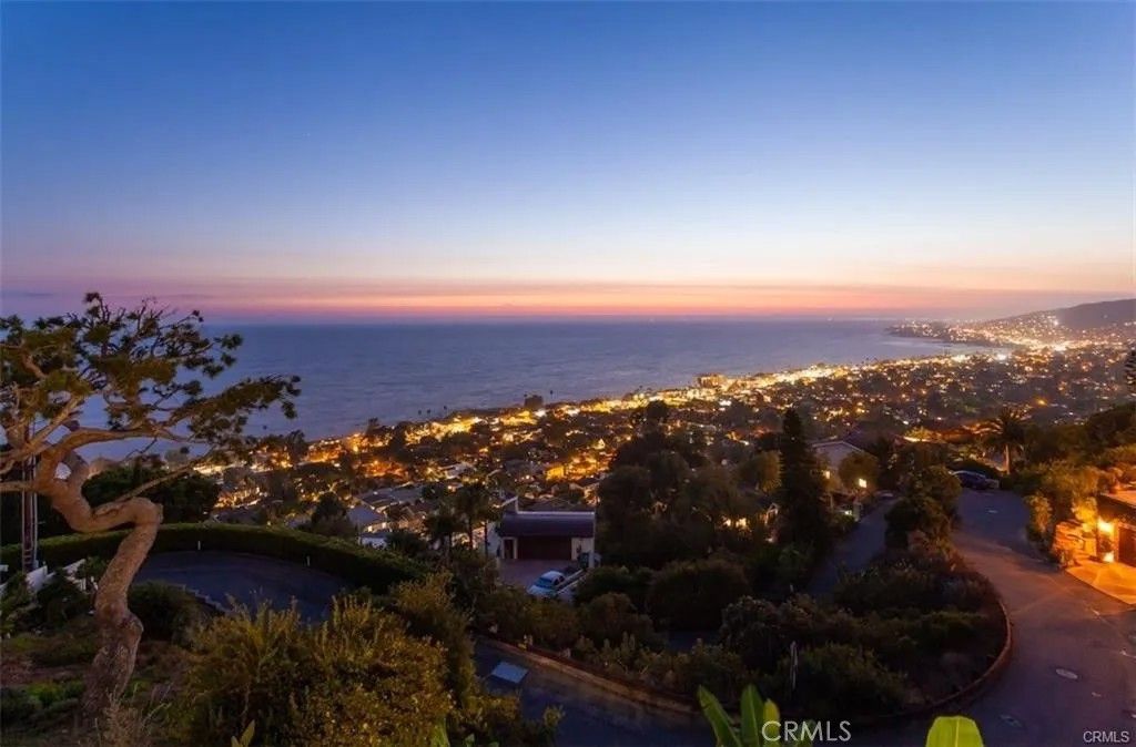 Photo of 2192 Crestview, Laguna Beach, CA 92651 (MLS # OC25267208)