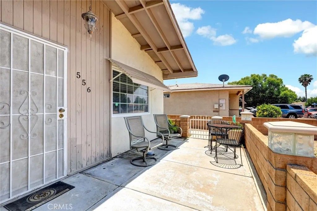 Photo of 556 San Marino St, Hemet, CA 92545 (MLS # IG26049636)