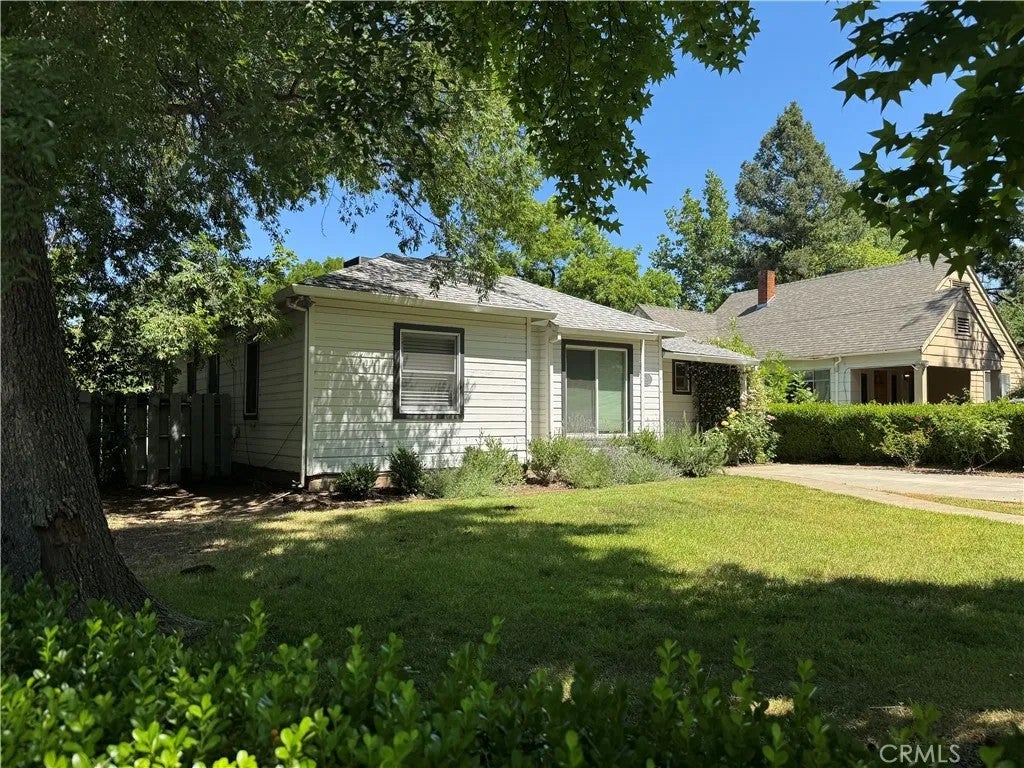 548 W 4th Avenue