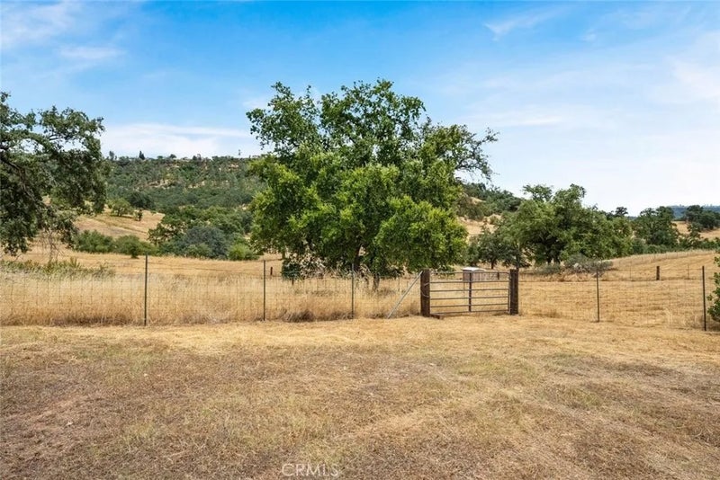 3390 Dry Creek