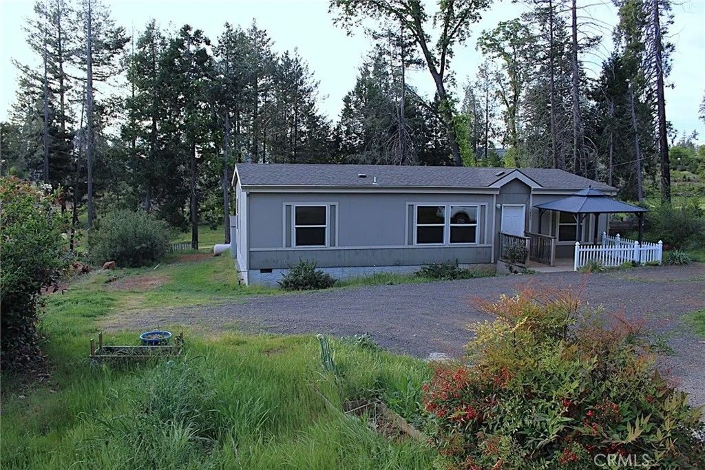 Photo of 13895 S Park Dr, Magalia, CA 95954 (MLS # PA26023697)