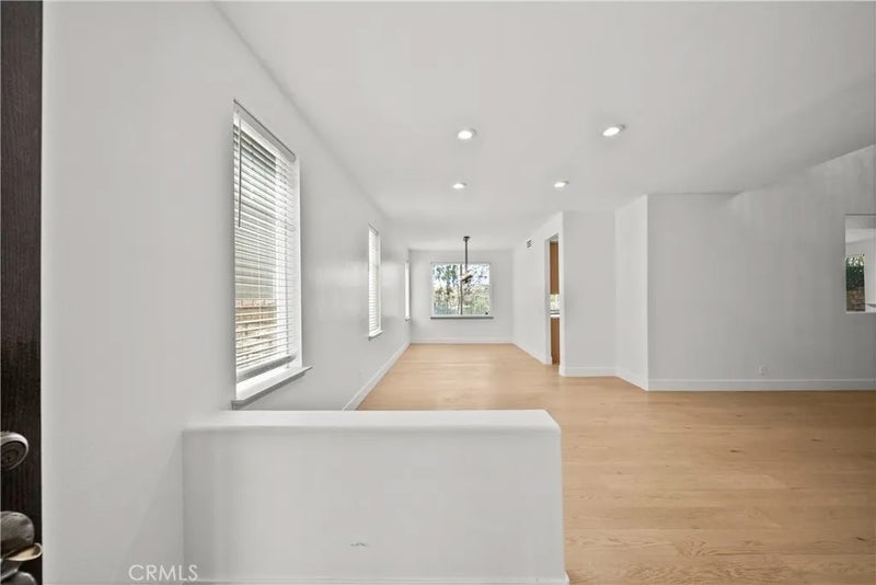 28379 Calex Dr