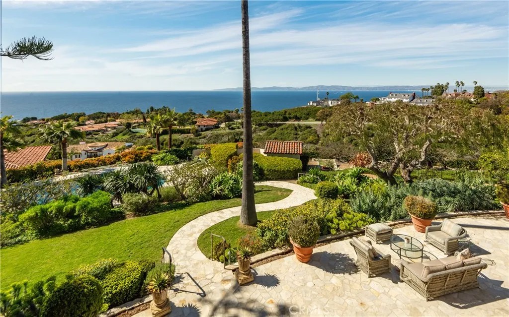 1412 Lower Paseo La Cresta
