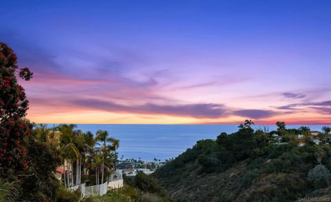 Photo of 1504 Caminito Solidago, La Jolla, CA 92037 (MLS # 260011598)