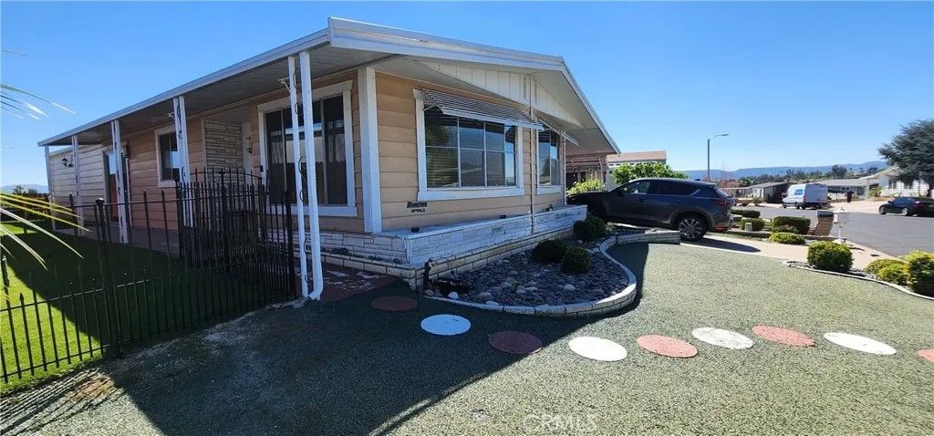 Photo of 28799 Via Playa Del Rey, Murrieta, CA 92563 (MLS # IG26064769)