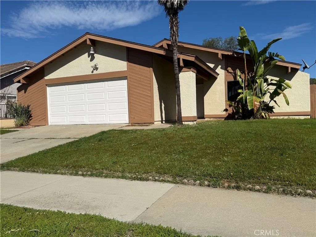 Photo of 1256 Armstrong Cir, Escondido, CA 92027 (MLS # SW26014806)